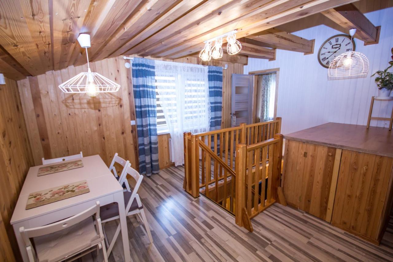 Flower Apartment Windawa Zewnętrze zdjęcie