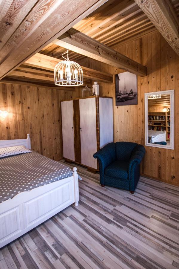 Flower Apartment Windawa Zewnętrze zdjęcie
